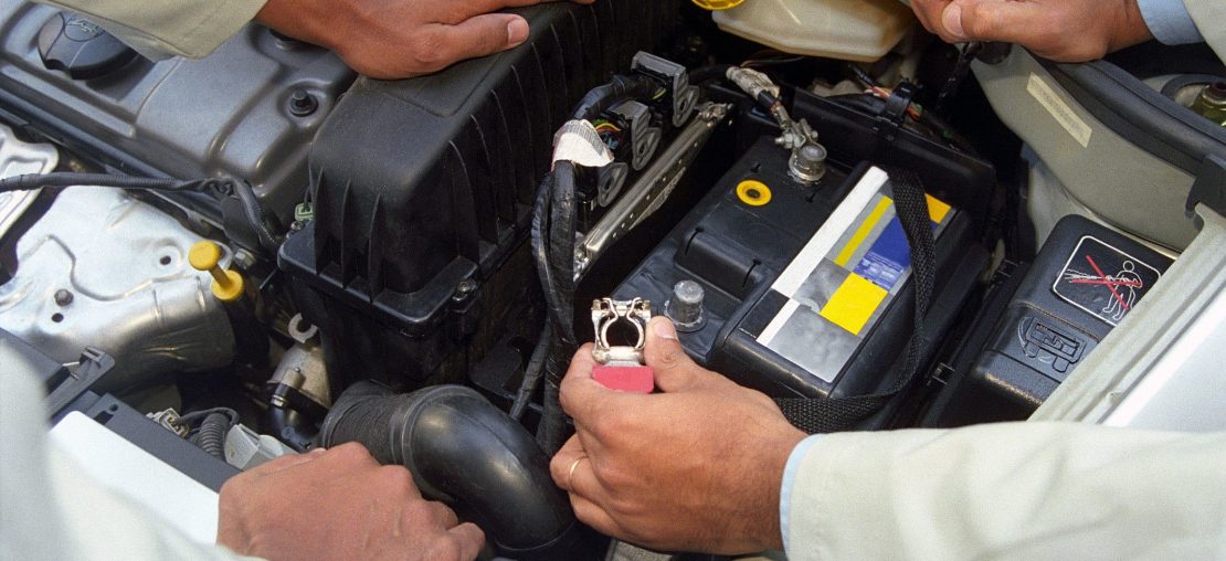 Sem Parar Empresas: Quando trocar a bateria do carro? 3 sinais para você observar