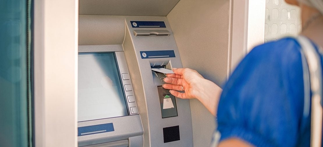 Caixa eletrônico em posto de combustíveis: saiba a rentabilidade!