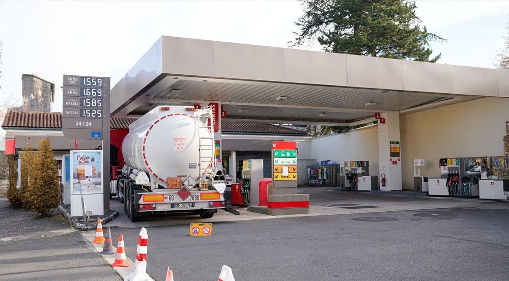 Tudo sobre o controle de preço do combustível em frotas de caminhões