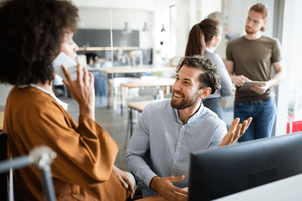 Experiência do colaborador: como os benefícios influenciam a retenção